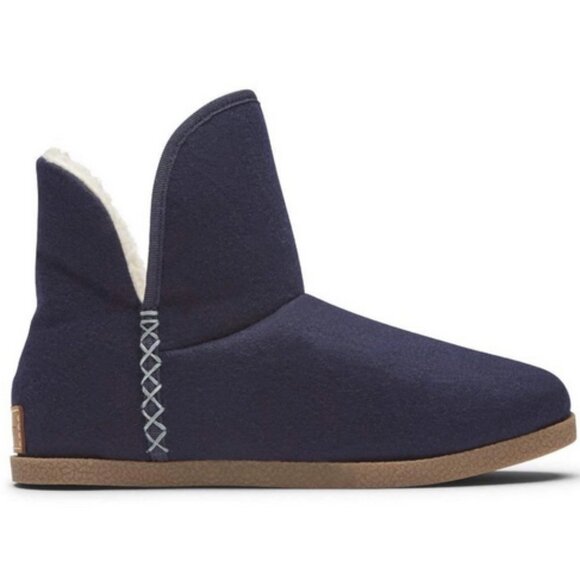 ROCKPORT Navy Slipper Boots - Picture 1 of 8